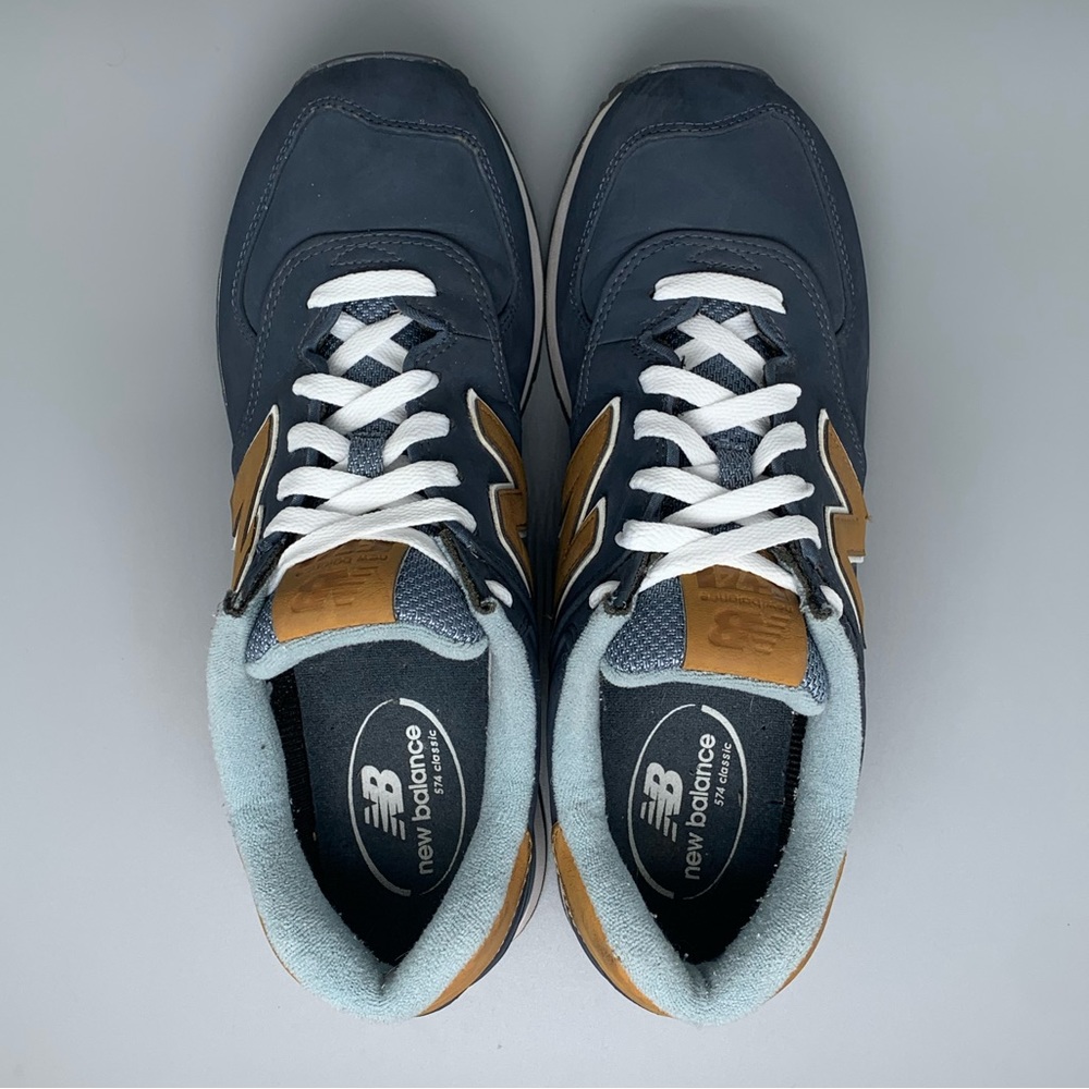 New Balance Navy and Brown Sneakers - Picture 4 of 10